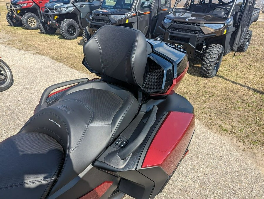 2024 Can-Am® Spyder RT Limited Dark Wheels