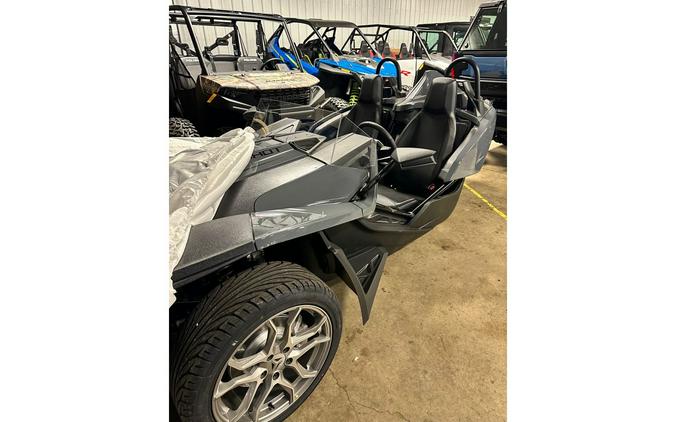 2023 Polaris Industries SLINGSHOT SL MANUAL Storm Gray