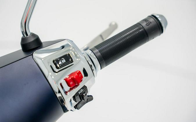 2024 Vespa GTS Super 300 Tech