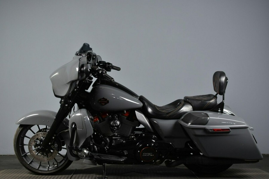 2018 Harley-Davidson CVO Street Glide