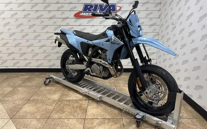 2025 Suzuki DR-Z4SM