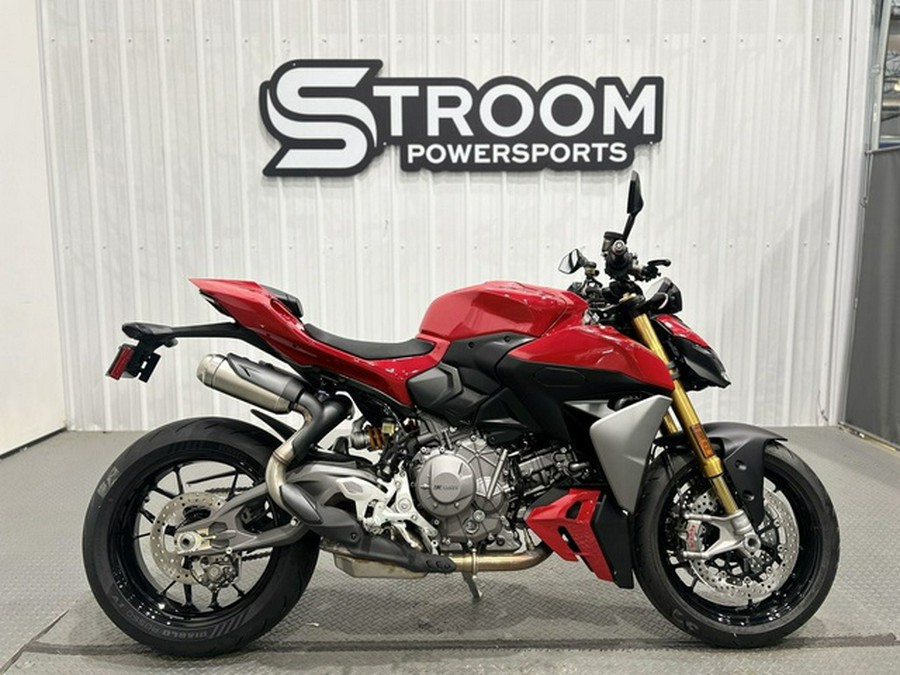 2026 Ducati Streetfighter V2 S