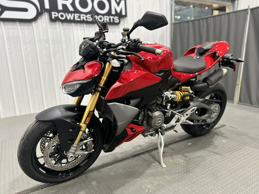 2026 Ducati Streetfighter V2 S