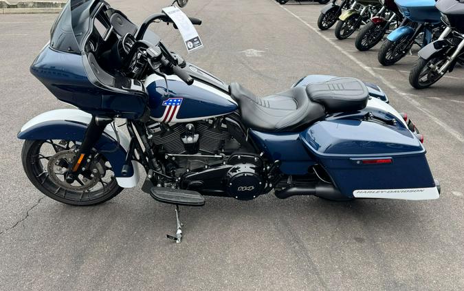2020 Harley-Davidson Road Glide® Special