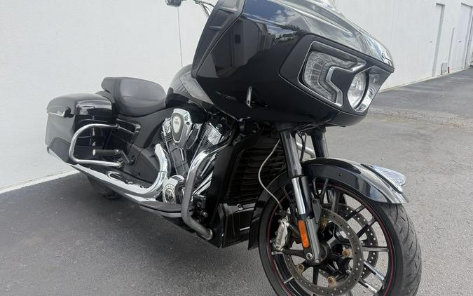 2021 Indian Motorcycle® Challenger® Limited Thunder Black Pearl