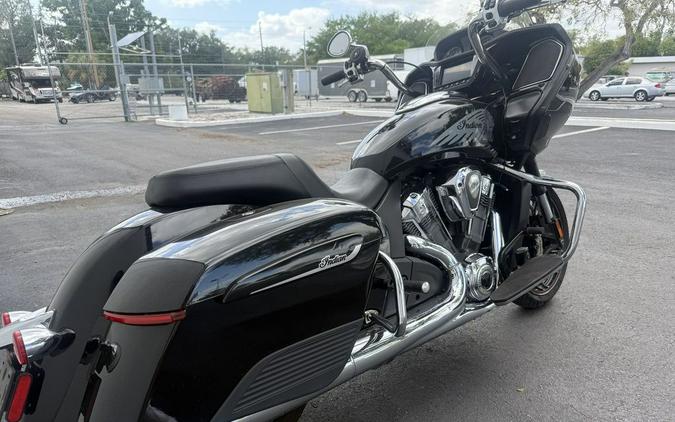 2021 Indian Motorcycle® Challenger® Limited Thunder Black Pearl