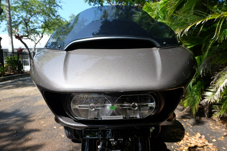 2023 FLTRT Road Glide® - In Gray Haze