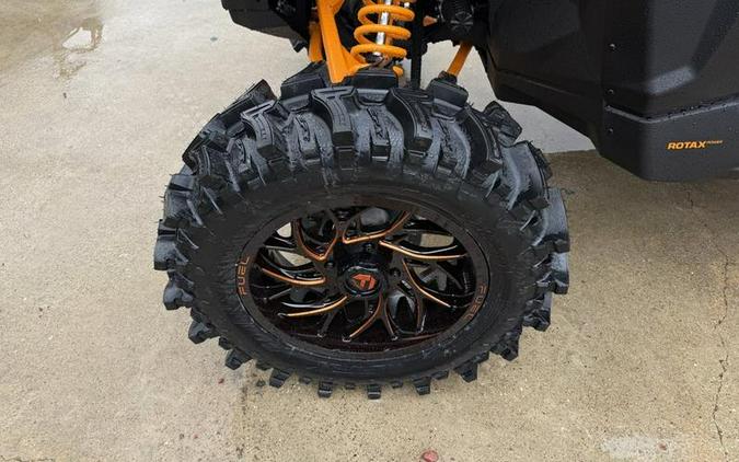 2026 Can-Am® Maverick X3 MAX RS Turbo Scandi Blue & Orange Crush