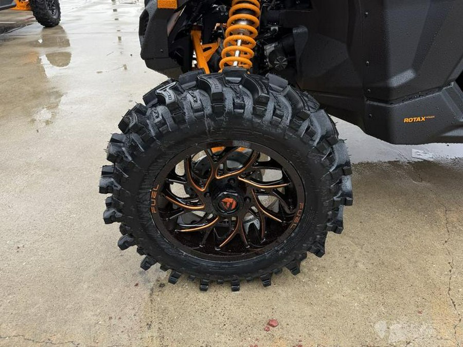 2026 Can-Am® Maverick X3 MAX RS Turbo Scandi Blue & Orange Crush