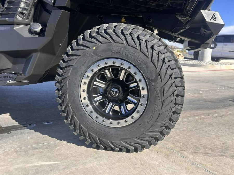 2026 Can-Am® Defender MAX LONE STAR CAB HD11