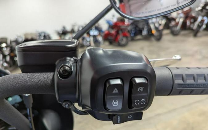 2025 Harley-Davidson Softail FXBB - Street Bob