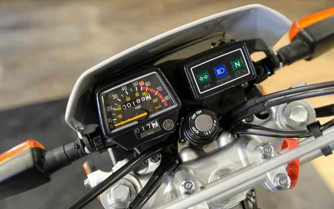 2025 Yamaha TW200