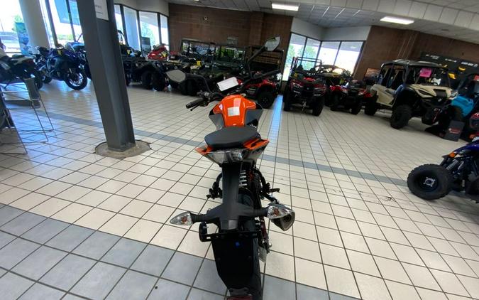 2023 KTM Duke 390