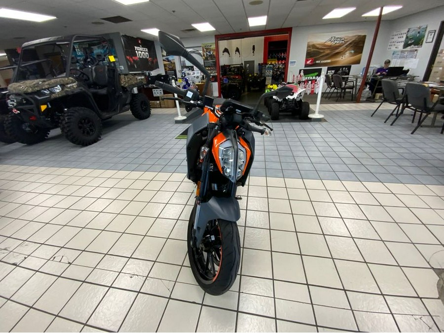 2023 KTM Duke 390