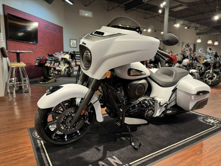 2024 Indian Motorcycle® Chieftain® Dark Horse® Ghost White Metallic Smoke