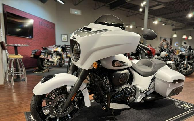 2024 Indian Motorcycle® Chieftain® Dark Horse® Ghost White Metallic Smoke