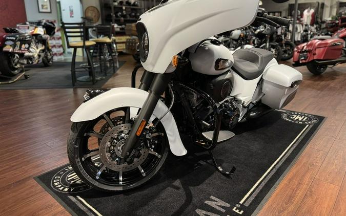 2024 Indian Motorcycle® Chieftain® Dark Horse® Ghost White Metallic Smoke