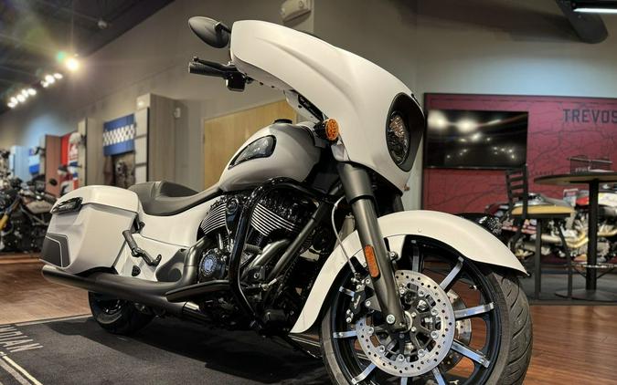 2024 Indian Motorcycle® Chieftain® Dark Horse® Ghost White Metallic Smoke