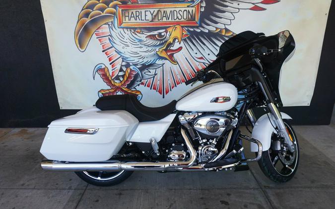 2024 Harley-Davidson Street Glide® White Onyx Pearl