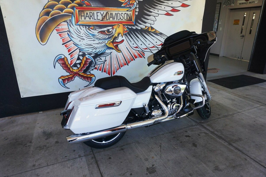 2024 Harley-Davidson Street Glide® White Onyx Pearl