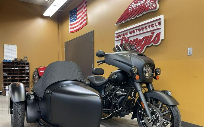 2021 Indian Motorcycle® Chieftain® Dark Horse® Thunder Black Smoke