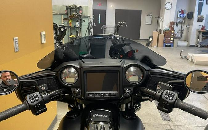 2021 Indian Chieftain Dark Horse Thunder Black Smoke