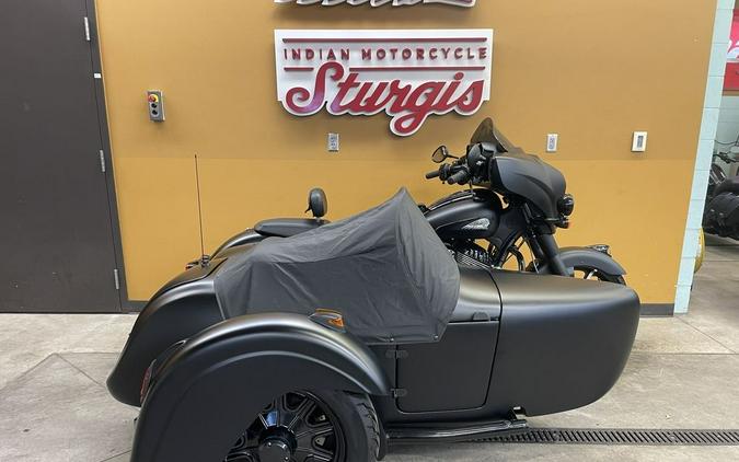 2021 Indian Motorcycle® Chieftain® Dark Horse® Thunder Black Smoke