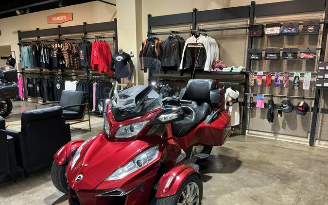 SPYDER RT 2015 Spyder RT