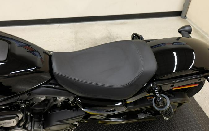 2024 RH975 Nightster™ Vivid Black