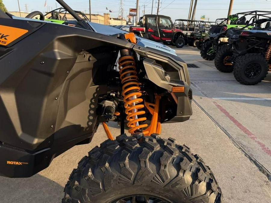 2026 Can-Am® Maverick X3 MAX RS Turbo Scandi Blue & Orange Crush