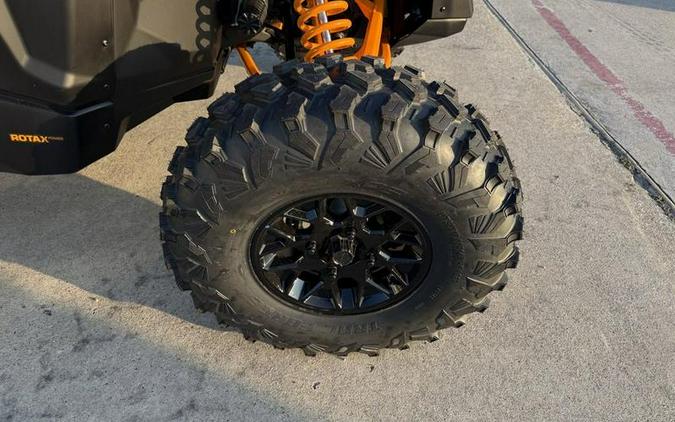 2026 Can-Am® Maverick X3 MAX RS Turbo Scandi Blue & Orange Crush