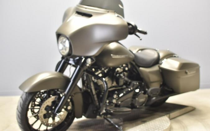 2019 Harley-Davidson Street Glide Special Gray Denim