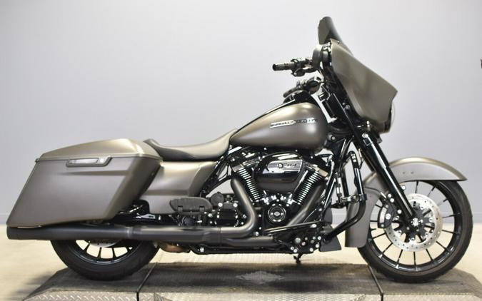 2019 Harley-Davidson Street Glide Special Gray Denim
