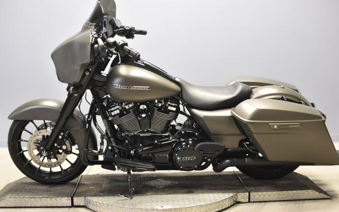 2019 Harley-Davidson Street Glide Special Gray Denim