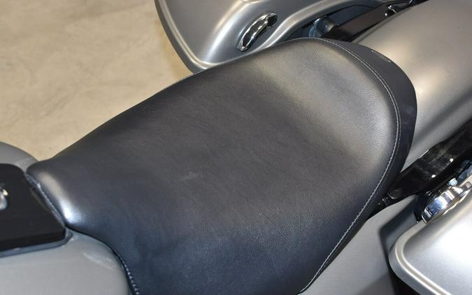 2019 Harley-Davidson Street Glide Special Gray Denim