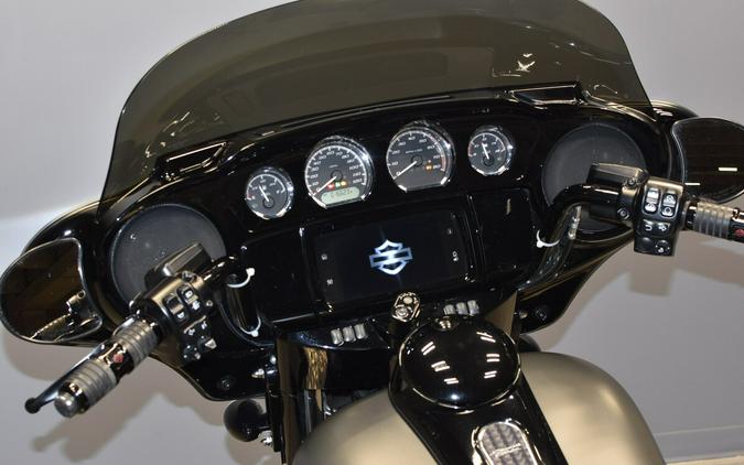 2019 Harley-Davidson Street Glide Special Gray Denim