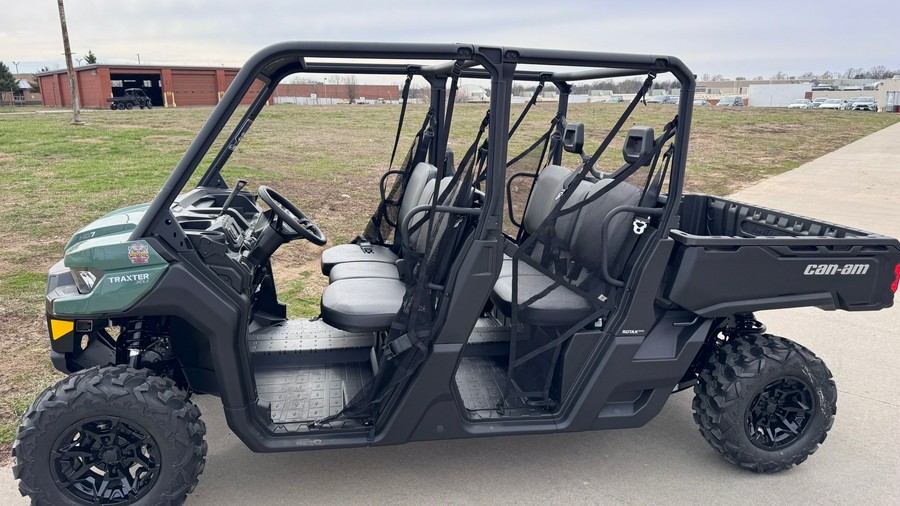 2026 Can-Am Defender MAX DPS HD7