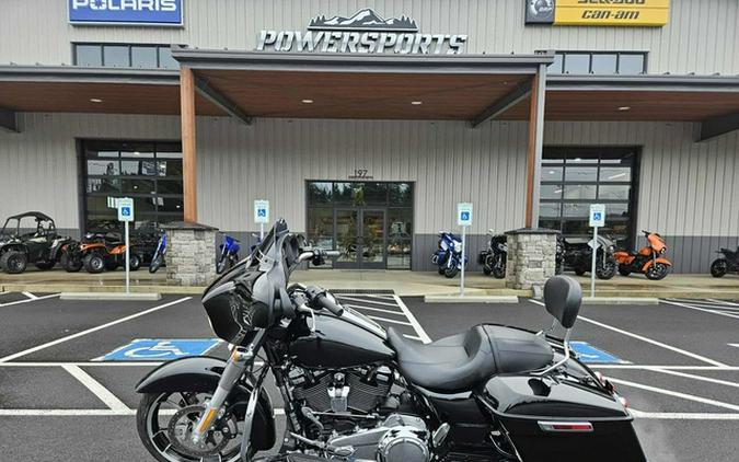 2023 Harley-Davidson FLHX - Street Glide