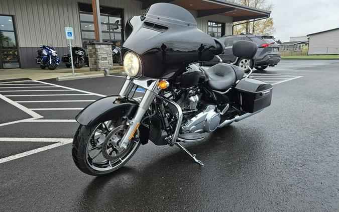 2023 Harley-Davidson FLHX - Street Glide