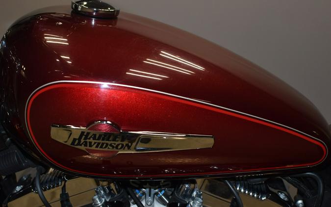 2016 Harley-Davidson 1200 Custom XL1200C