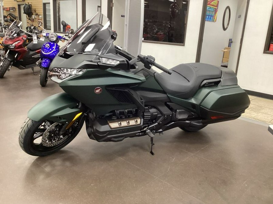 New 2024 HONDA GOLDWING MATTE ARMORED GREEN METALLIC