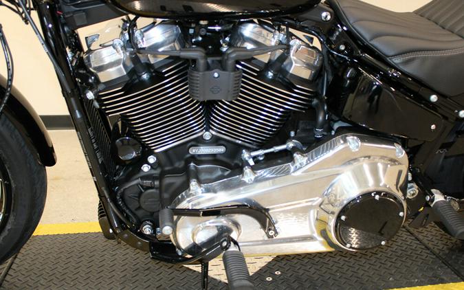 2025 Harley-Davidson Street Bob Cruiser FXBB