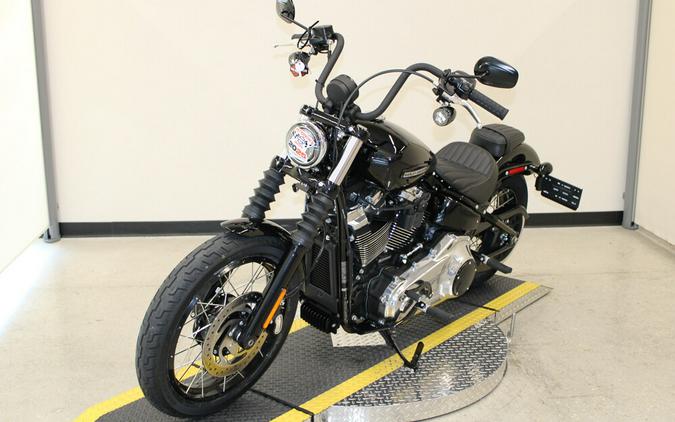 2025 Harley-Davidson Street Bob Cruiser FXBB