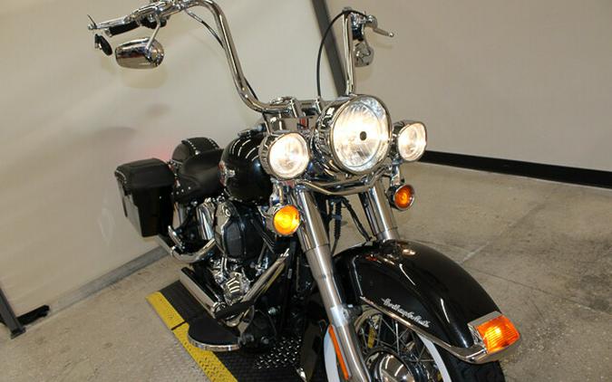 Used 2017 Harley-Davidson Heritage Softail Classic FLSTC Motorcycle For Sale In Miami, Florida