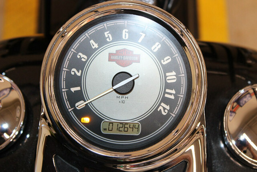 Used 2017 Harley-Davidson Heritage Softail Classic FLSTC Motorcycle For Sale In Miami, Florida