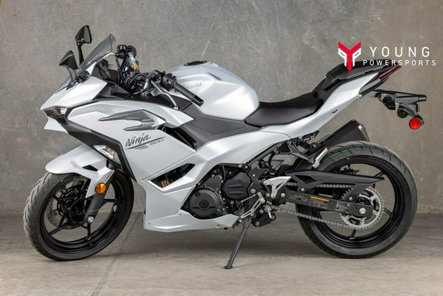 2025 Kawasaki Ninja 500