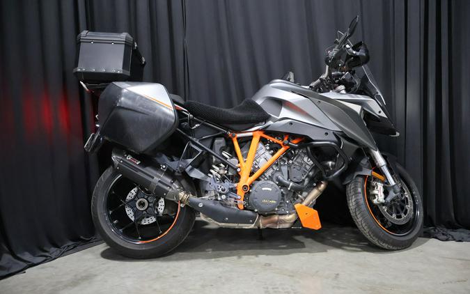 2016 1290 Super Duke GT - KTM