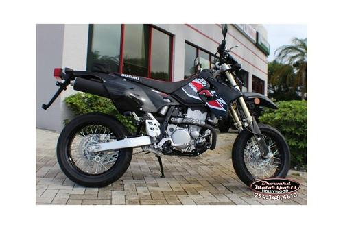 2021 Suzuki DR-Z400SM MC Commute Review Photo Gallery