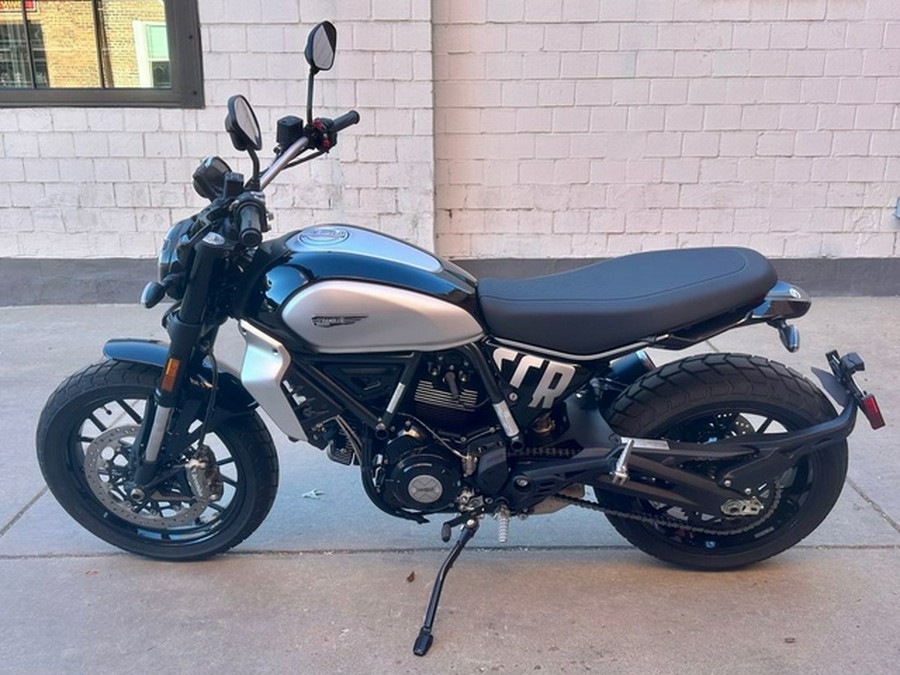 2025 Ducati Scrambler Icon Thrilling Black