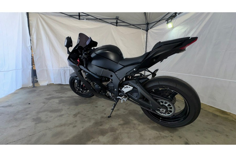 2025 Kawasaki ZX1002LSFAL